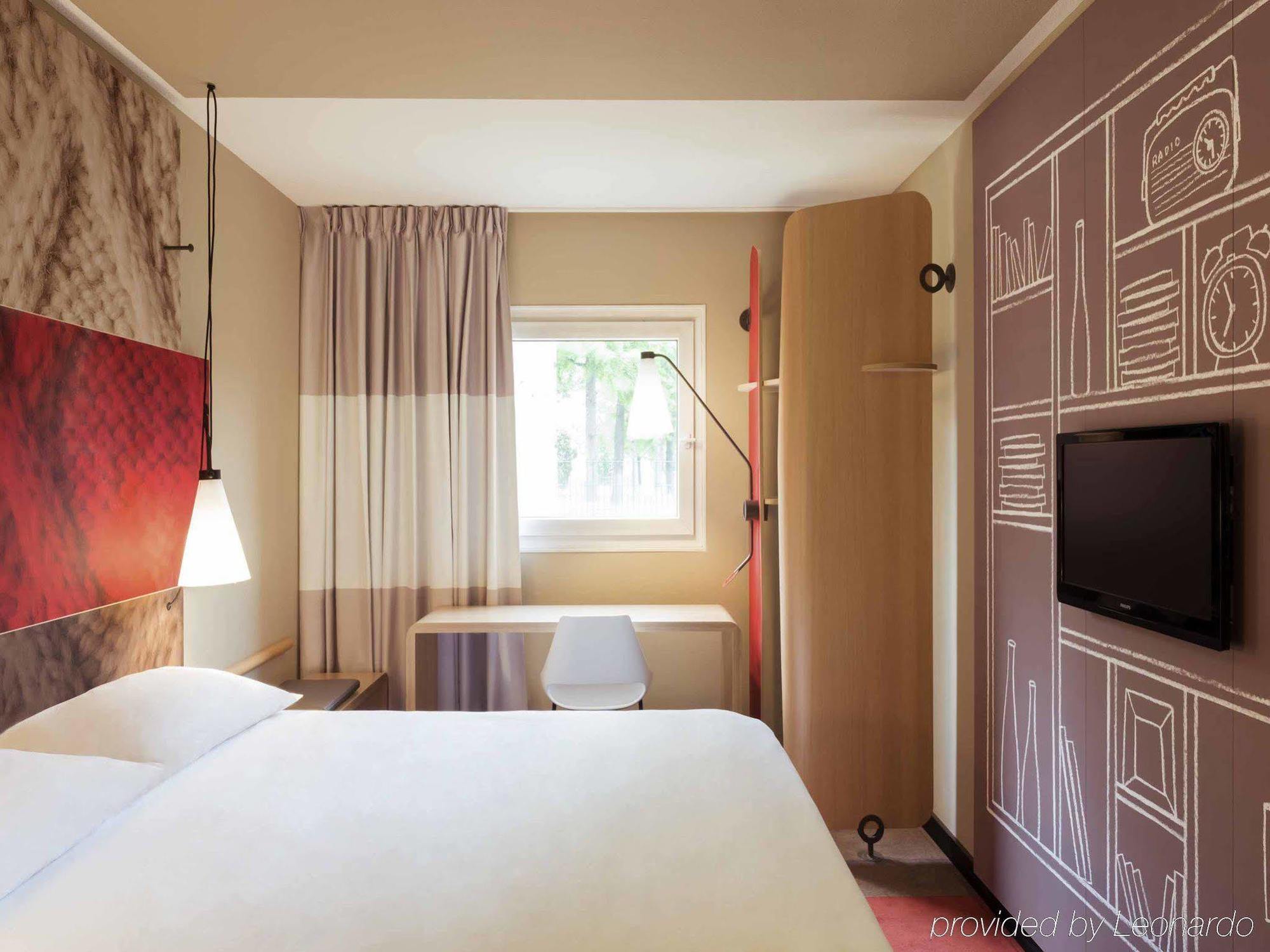 Hotel ibis Château de Fontainebleau Extérieur photo