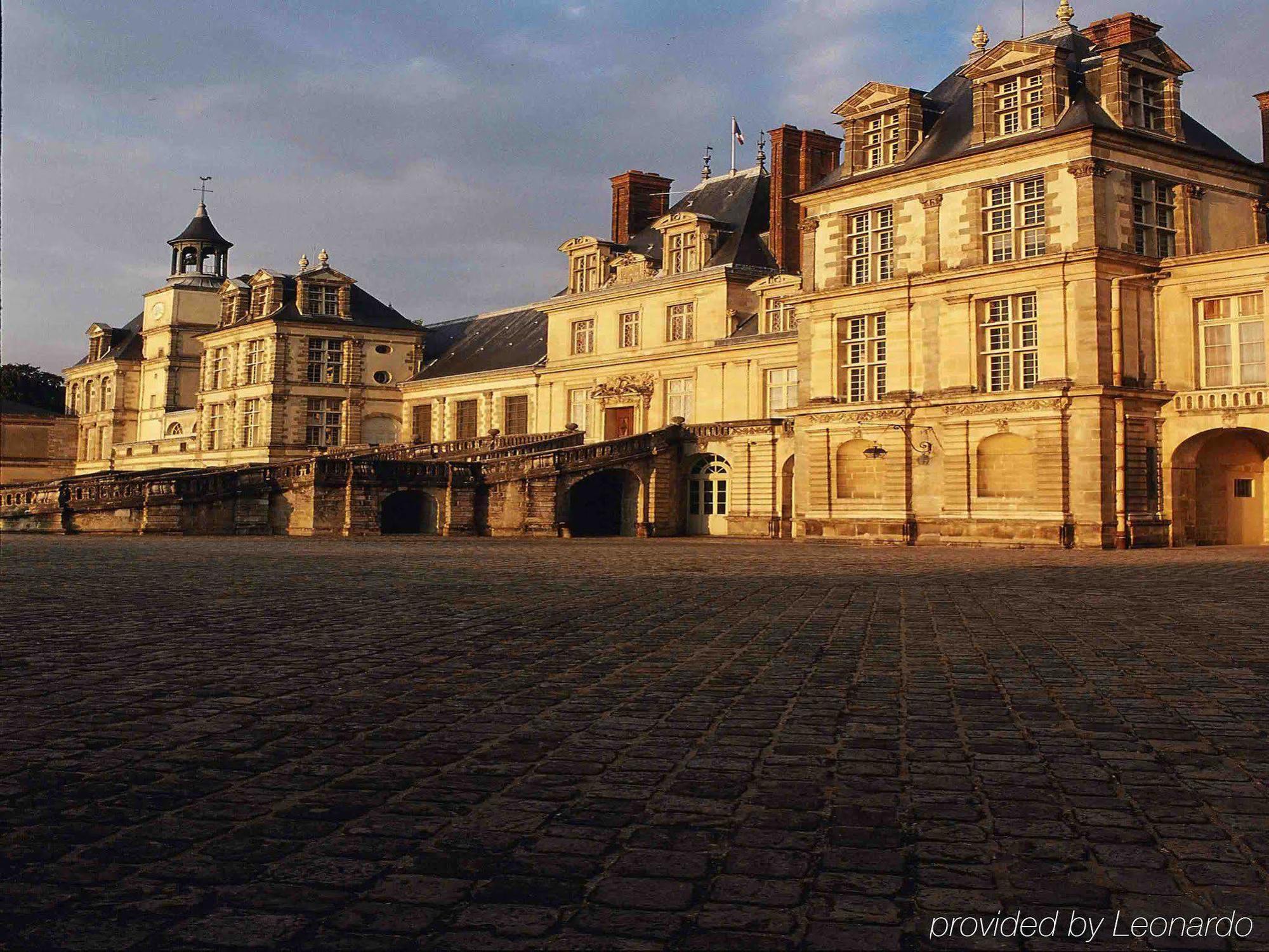 Hotel ibis Château de Fontainebleau Extérieur photo